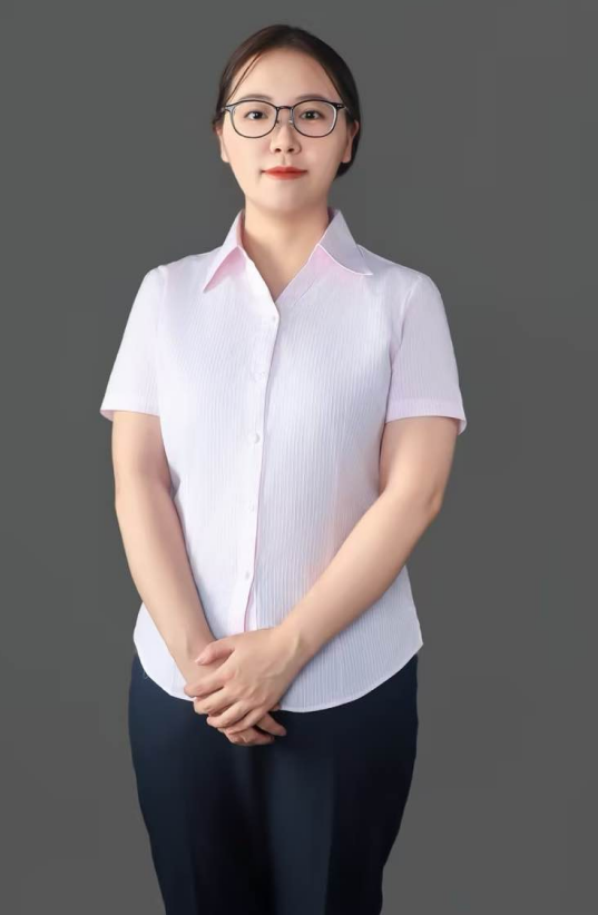 黄聪 越南语专业教师