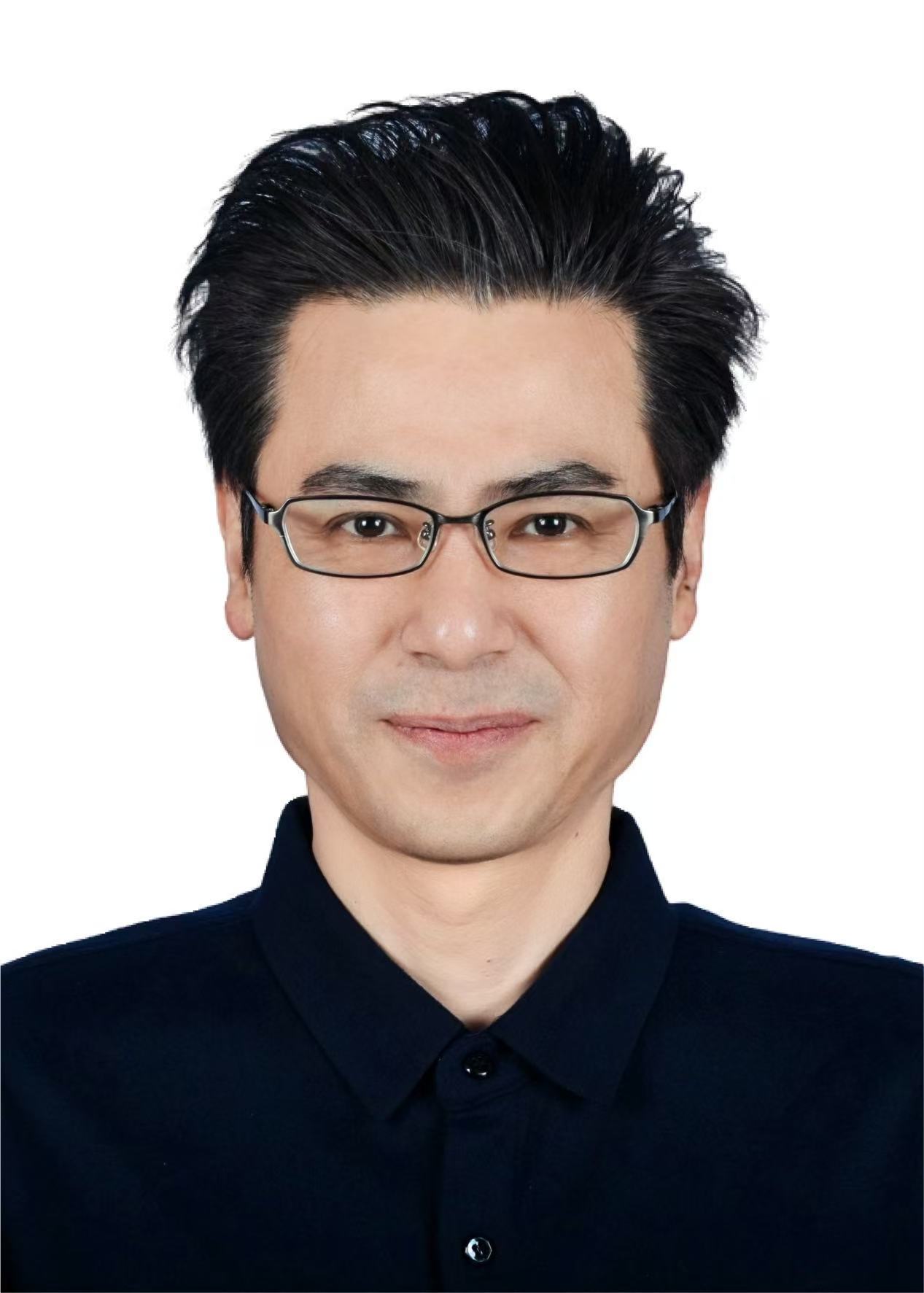 鹤冈大步 日语专业外教